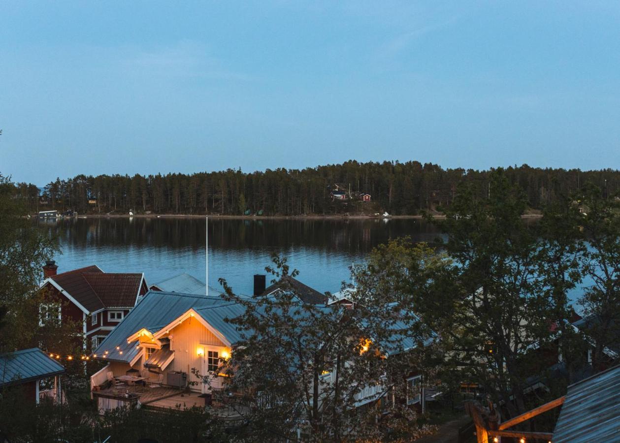 Lilla Dalbo "Adults Only, Djurfritt", Ulvoen Hoega Kusten Ulvöhamn Kültér fotó
